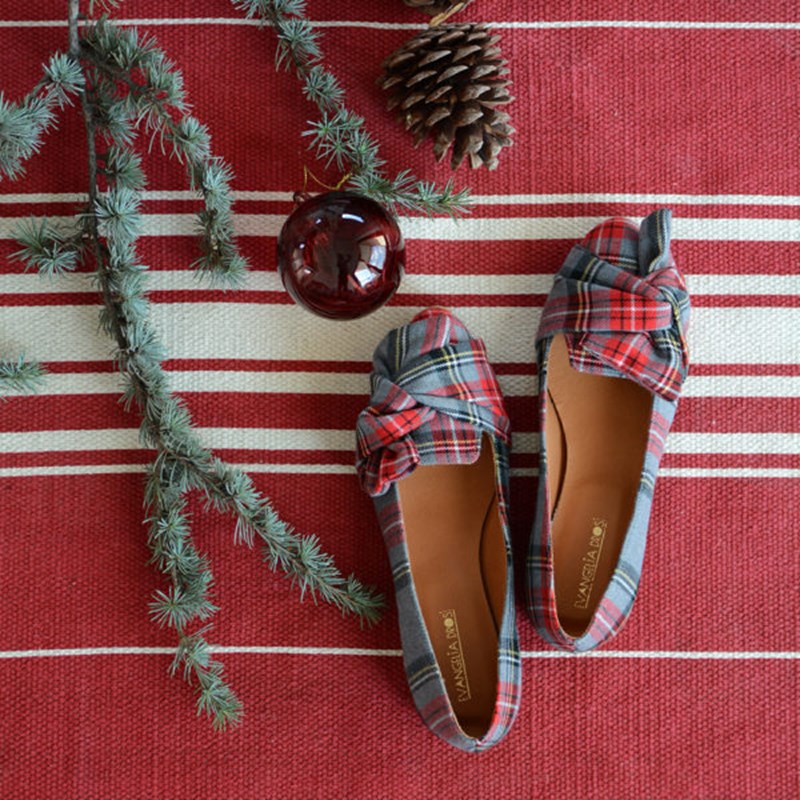 12 παπούτσια που θέλουμε να βρούμε κάτω από το χριστουγεννιάτικο δέντρο - εικόνα 2