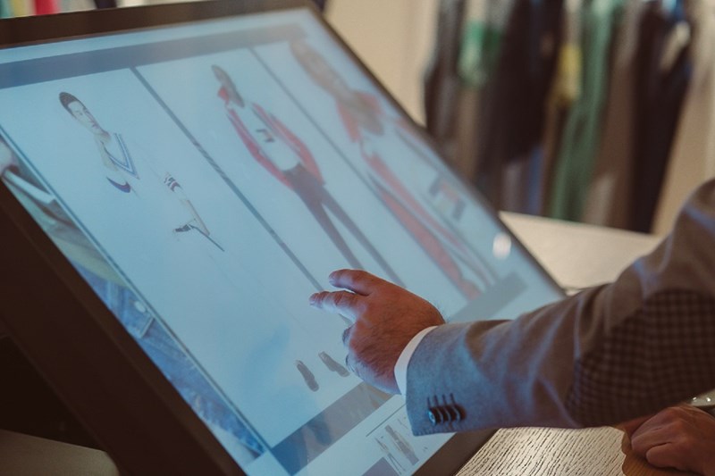 «Επαναστάτες με αιτία»: Ανυπομονούμε για τη νέα συλλογή Tommy Hilfiger - εικόνα 3