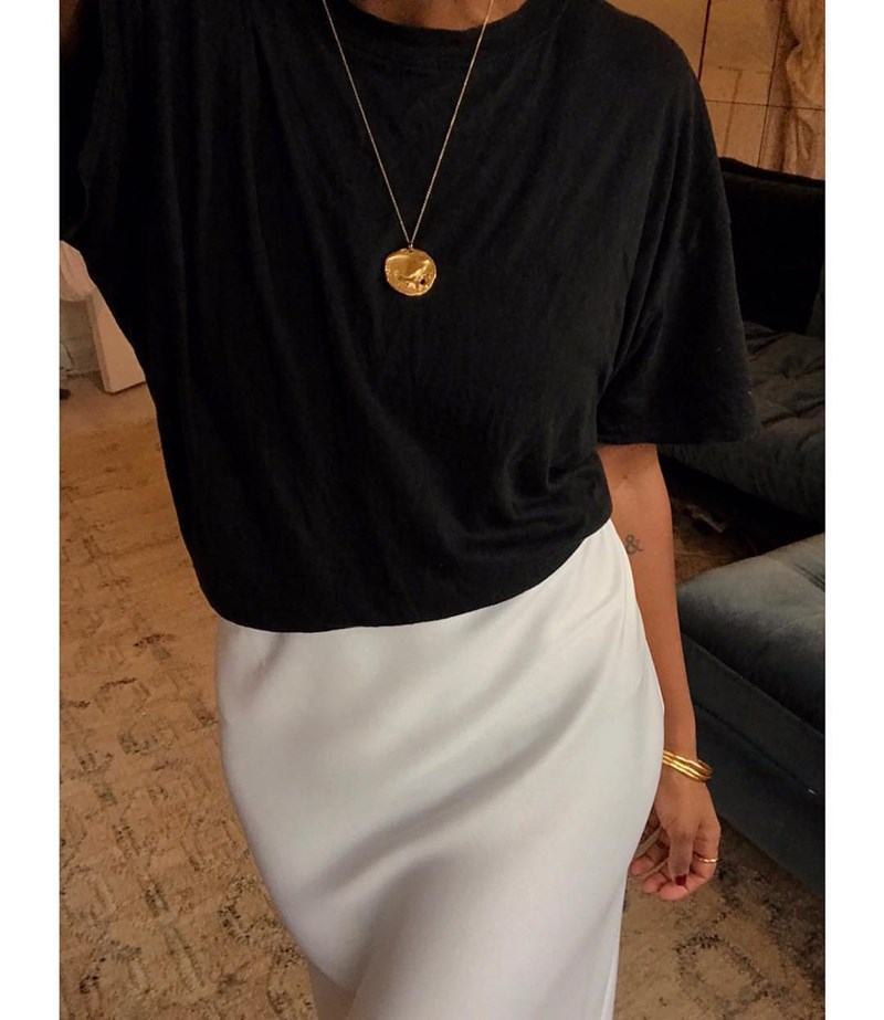 Αν θέλεις να είσαι on-trend φέτος χρειάζεσαι αυτό το κομμάτι - εικόνα 2