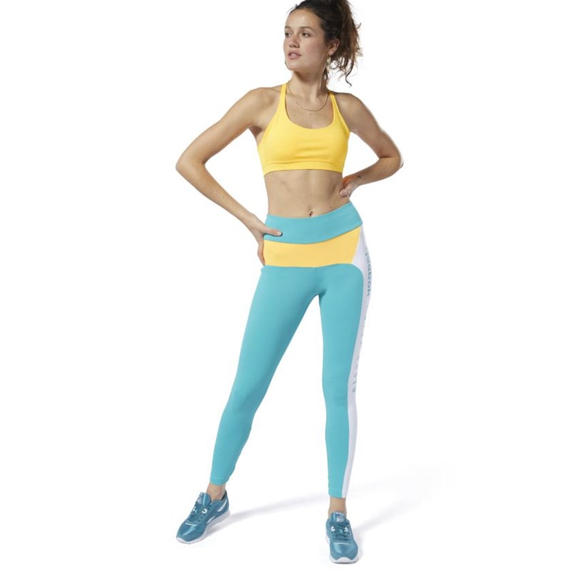 Δείτε πρώτες την συλλογή της Gigi Hadid για τo brand Reebok - εικόνα 4