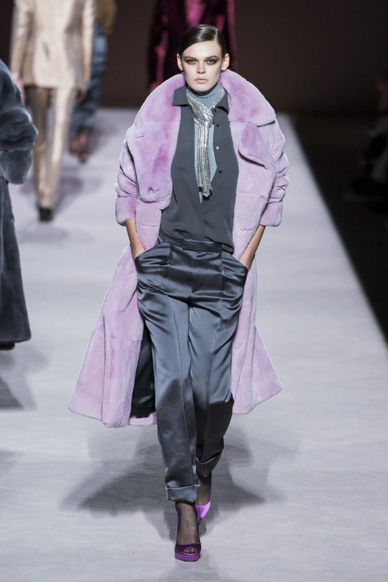 Το show του Tom Ford υμνεί την υπέρτατη φινέτσα του ανδρόγυνου στυλ - εικόνα 5