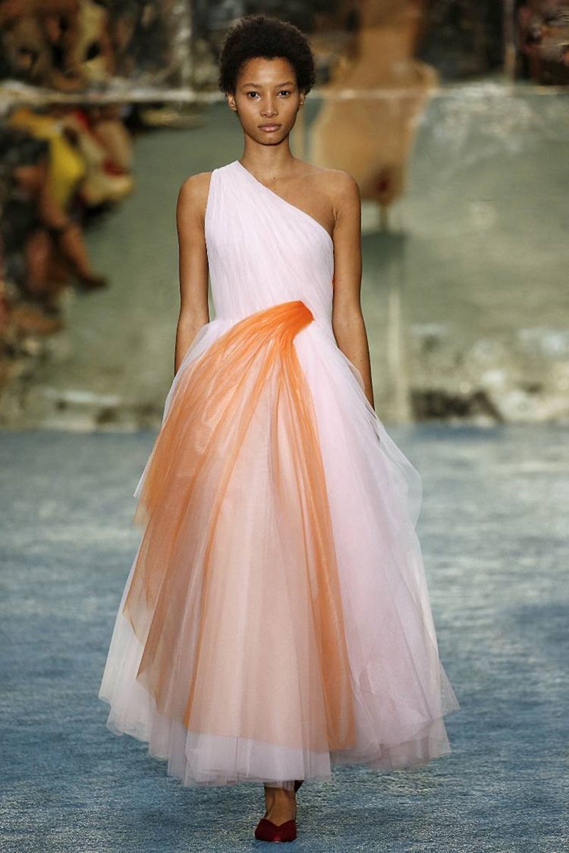 12+1 στιγμιότυπα που λατρέψαμε από την NYFW - εικόνα 3