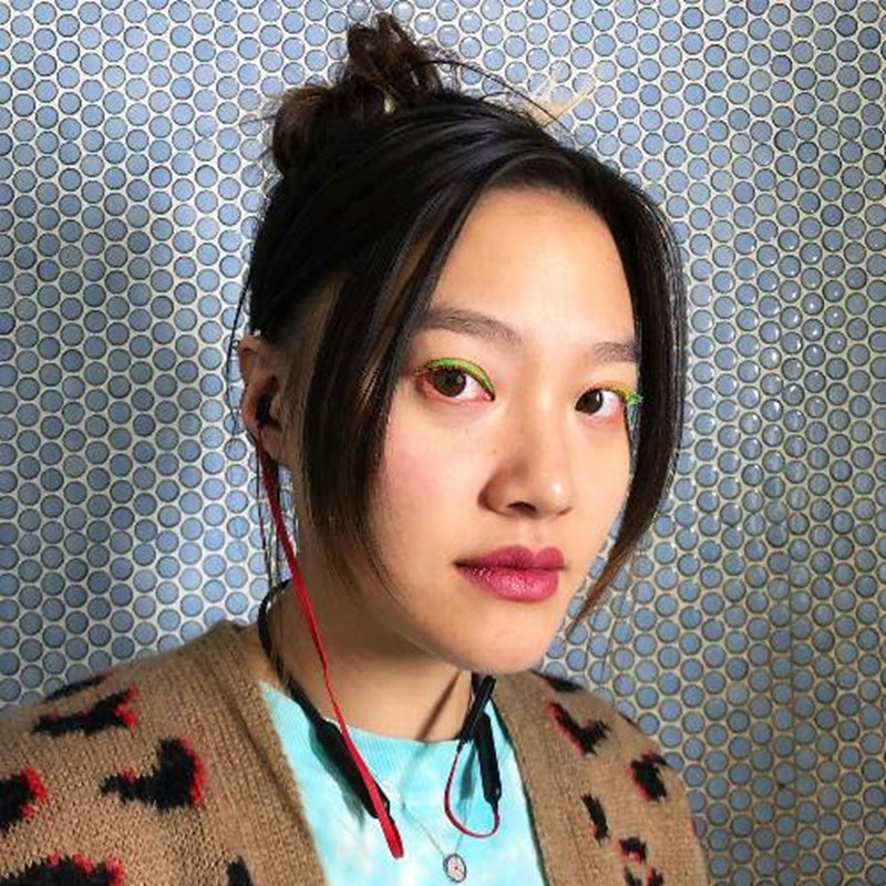 Rainbow Rave! Το μακιγιάζ της άνοιξης βουτά στο χρώμα - εικόνα 3