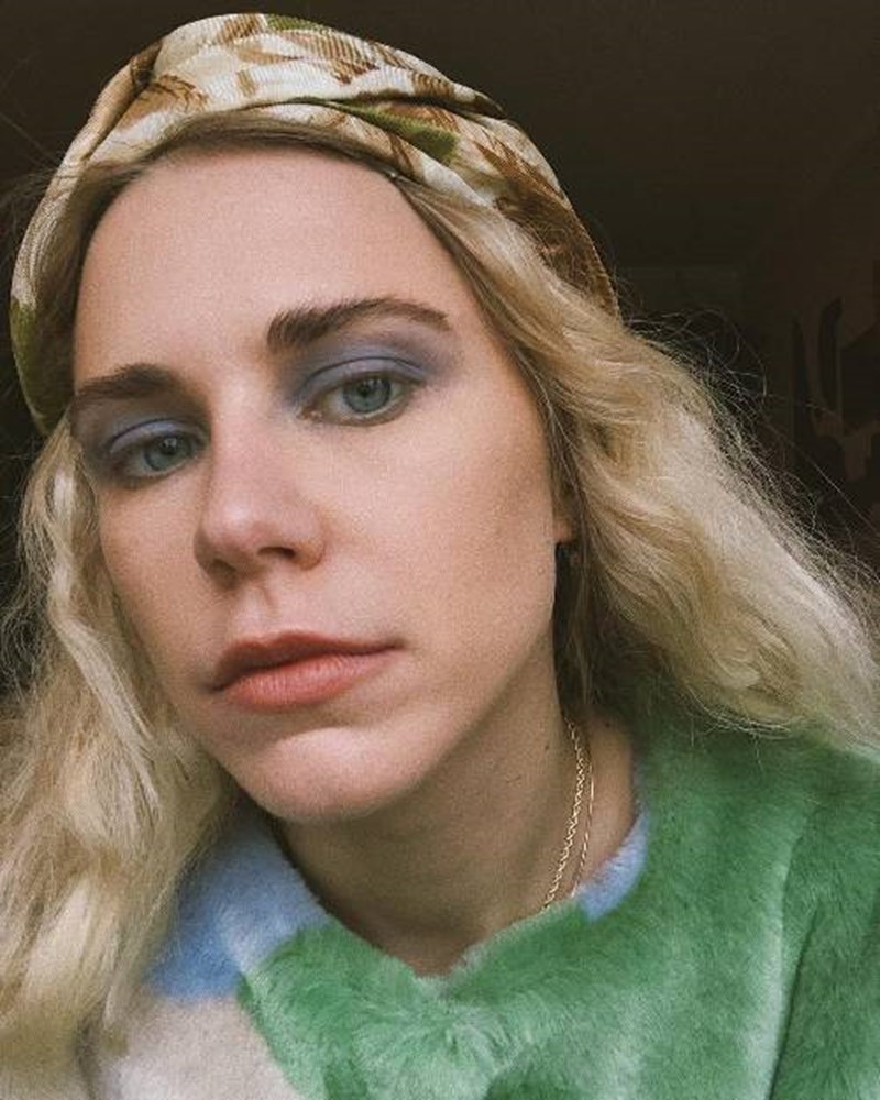 Rainbow Rave! Το μακιγιάζ της άνοιξης βουτά στο χρώμα - εικόνα 9