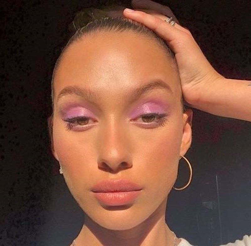 Rainbow Rave! Το μακιγιάζ της άνοιξης βουτά στο χρώμα - εικόνα 1