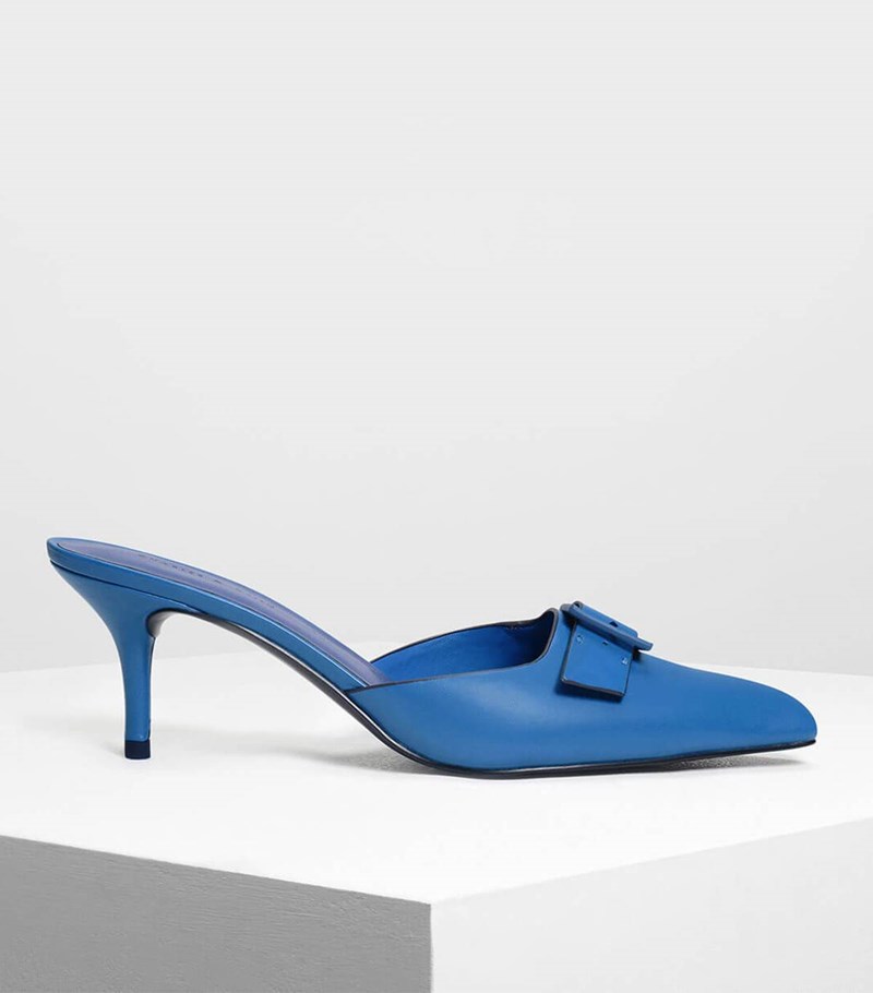 Βρήκαμε τα οικονομικά mules που επιλέγει η Gigi Hadid - εικόνα 2