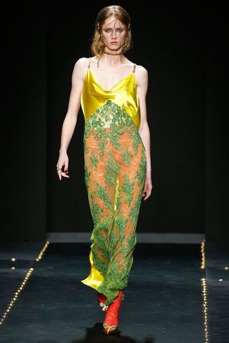 Milan Fashion Week: Δες τα ωραιότερα highlights των λαμπερών shows - εικόνα 10