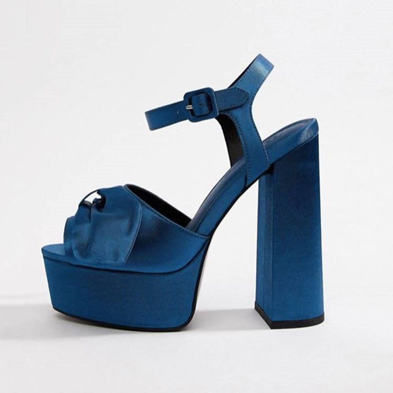 Get the look: Τα must κομμάτια της Sienna Miller - εικόνα 9