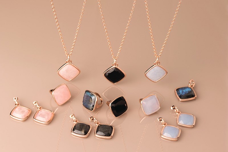 Glam chic: Τα κοσμήματα για να κάνεις τις πιο λαμπερές εμφανίσεις σου - εικόνα 2