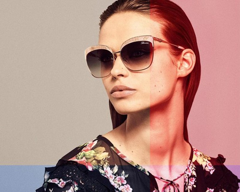 Θηλυκότητα στο μάξιμουμ με ένα μόνο αξεσουάρ - εικόνα 1