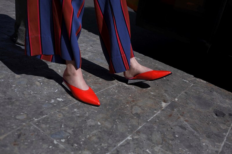 Τα πιο φουτουριστικά παπούτσια της μόδας έρχονται στην Ελλάδα - εικόνα 1