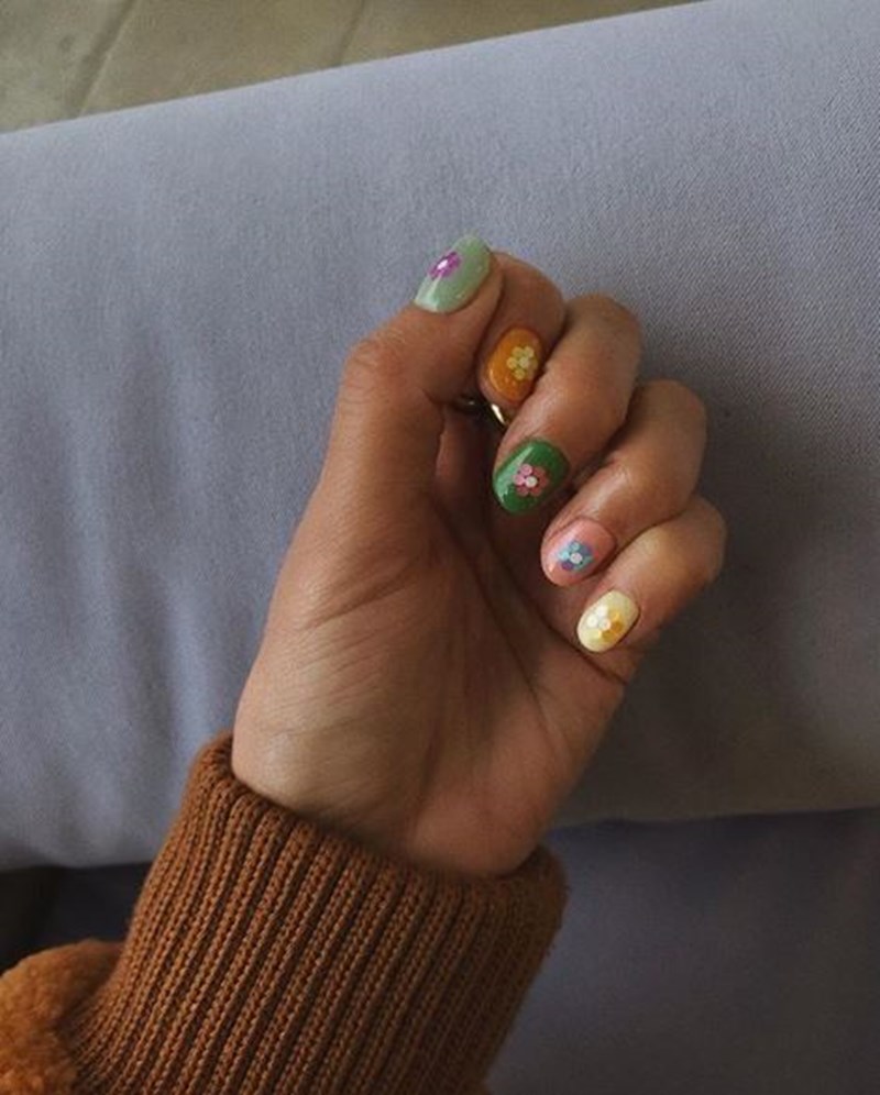 Τo Daisy Print φέρνει την άνοιξη στην ντουλάπα μας - εικόνα 2