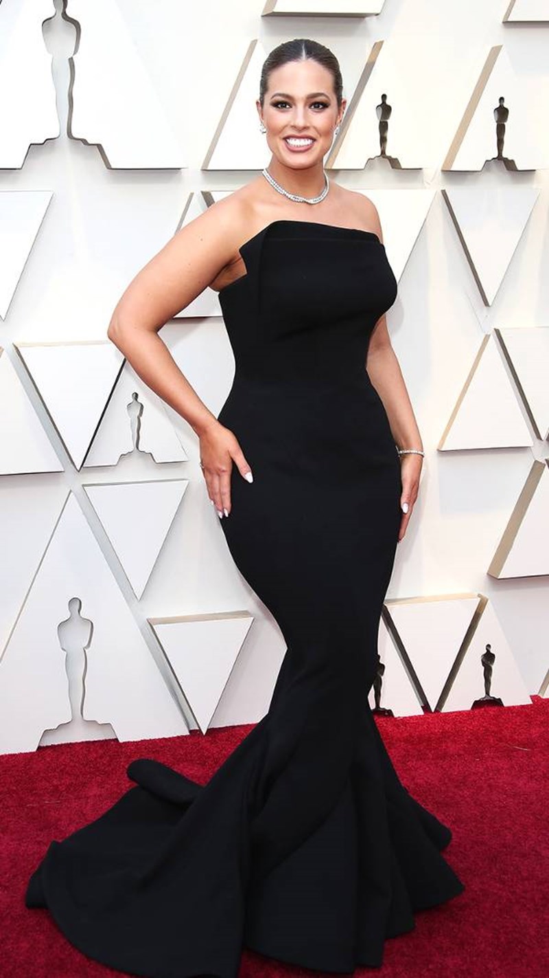 Υπάρχει ένα στυλ φορέματος που κολακεύει κάθε σωματότυπο (+ τα ωραιότερα της αγοράς για να διαλέξεις) - εικόνα 1