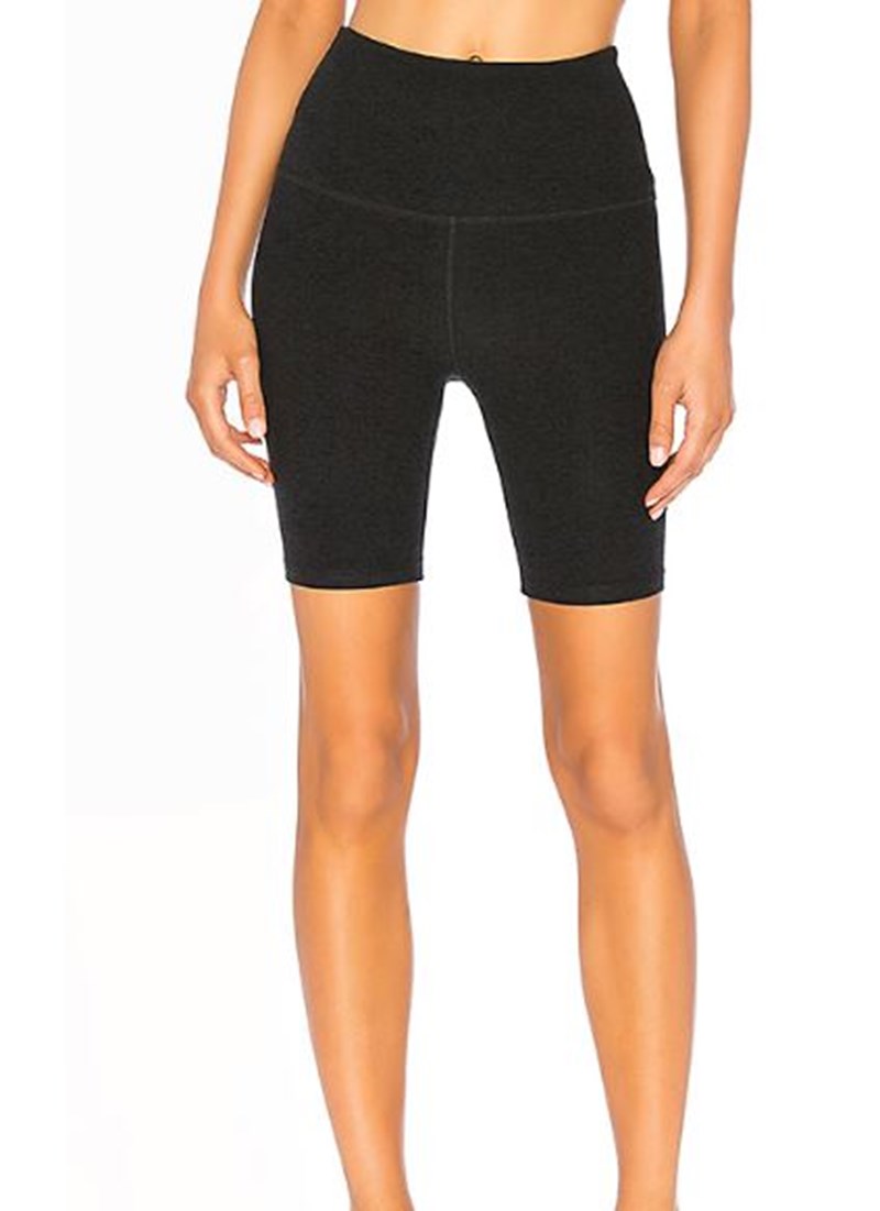 Top 5: Οι τάσεις που σίγουρα θα φορέσεις φέτος + τα κομμάτια-κλειδιά που πρέπει να επιλέξεις - εικόνα 6