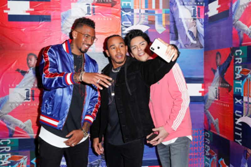 O Tommy Hilfiger συναντά τον Lewis Hamilton στο Βερολίνο - εικόνα 2