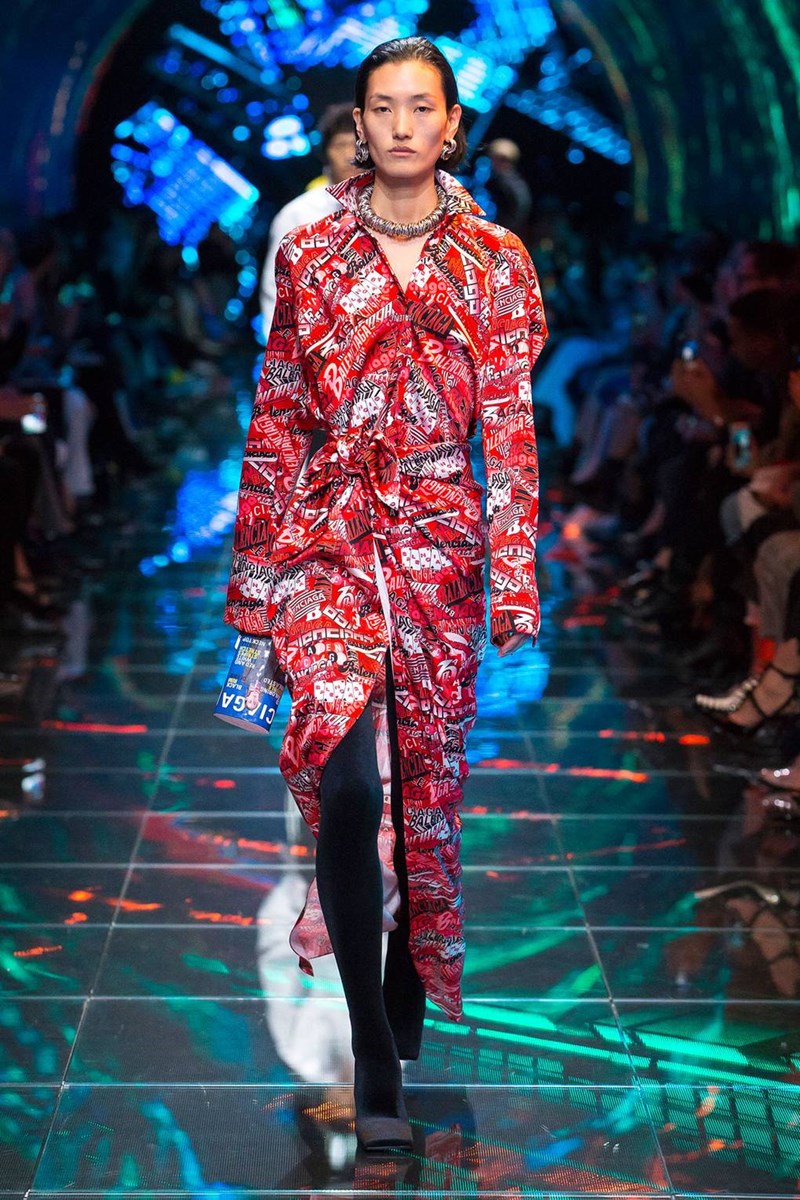 The Ultimate Trend Guide: Όλες οι τάσεις της άνοιξης σε 44 φωτογραφίες από τα ντεφιλέ - εικόνα 21