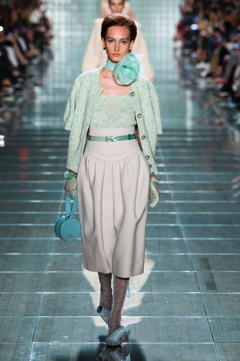 12 προτάσεις για να φορέσεις τα παστέλ των φετινών ντεφιλέ - εικόνα 3