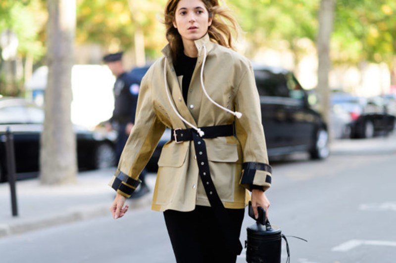 Αυτή είναι η λεπτομέρεια που δίνει άλλη διάσταση στα ανοιξιάτικα πανωφόρια σου - εικόνα 1