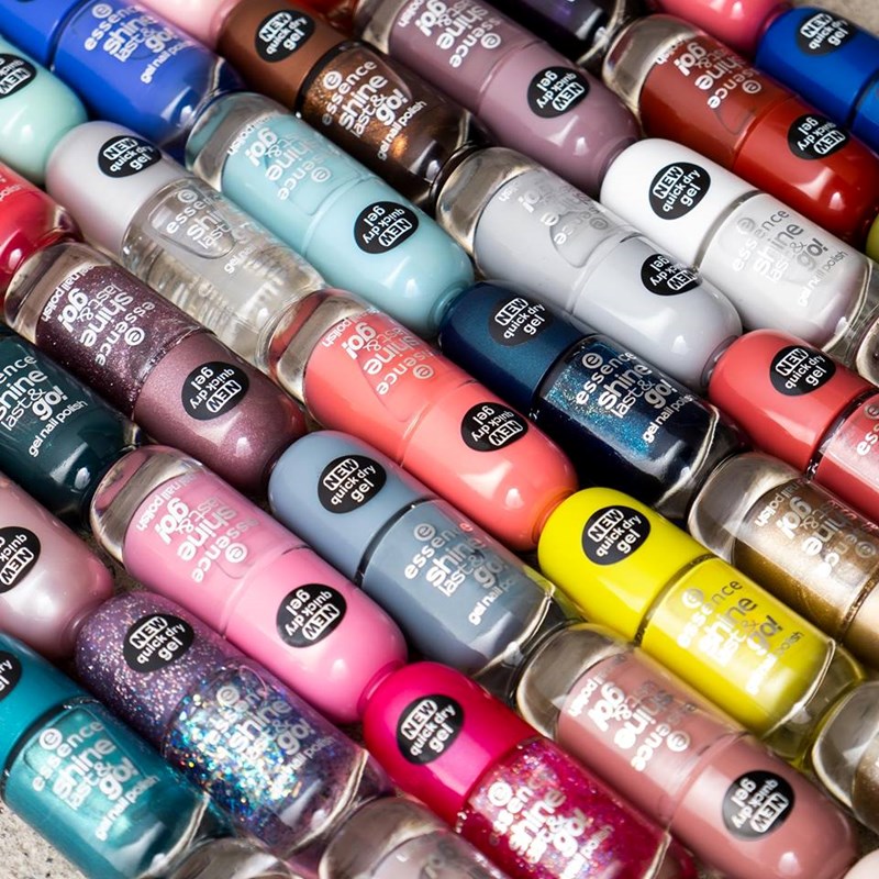 ΔΙΑΓΩΝΙΣΜΟΣ: Οι 2 τυχερές που κερδίζουν από 1 σετ με 50 βερνίκια νυχιών essence - εικόνα 2