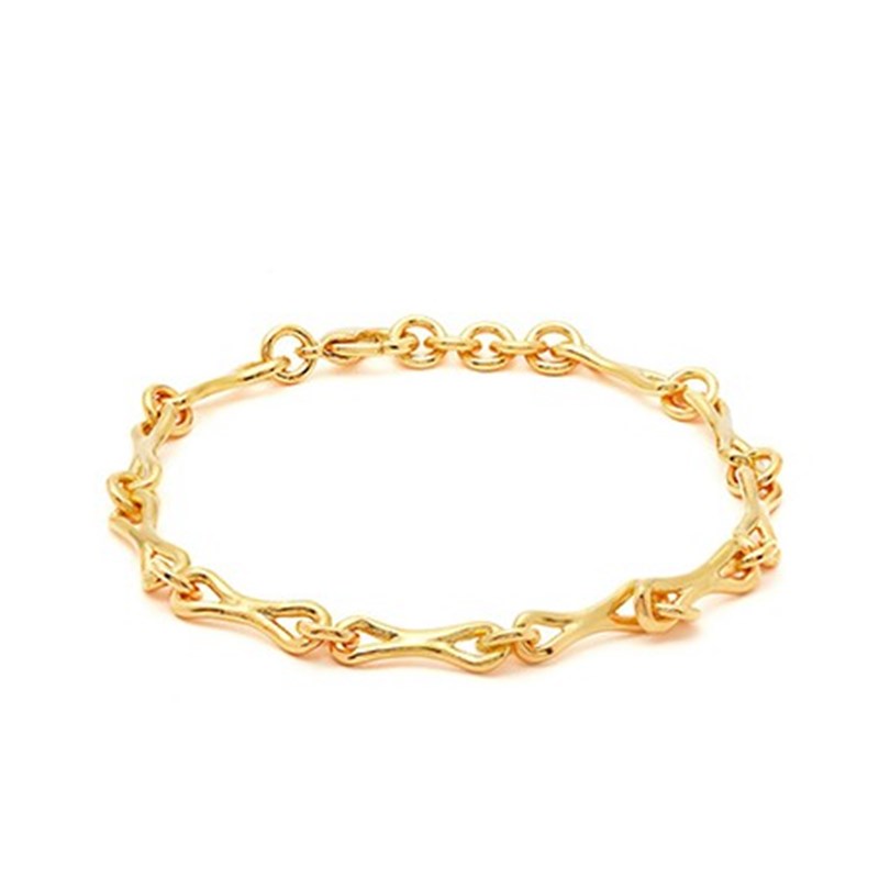 Think Pink: 3 outfits με πρωταγωνιστή το ροζ ( + τα must have κομμάτια) - εικόνα 12