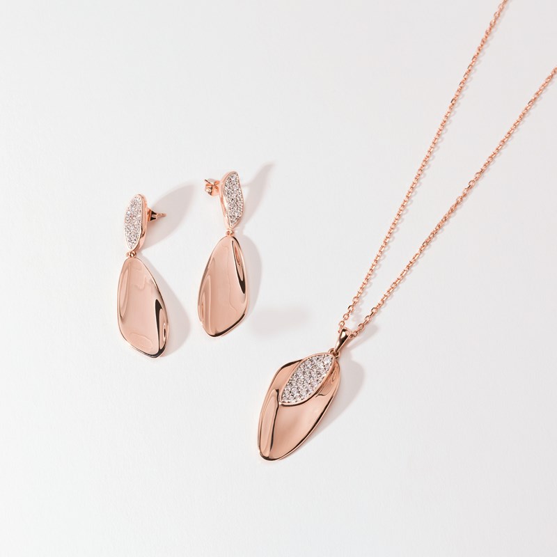 Τα κοσμήματα που θα κάνουν το καλοκαιρινό σου λουκ να λάμψει - εικόνα 5