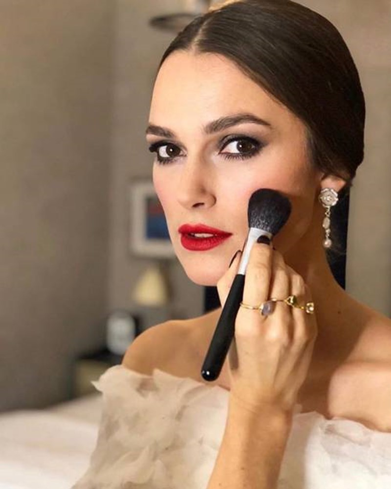 3 τρικ που ακολουθούν οι σταρ για λαμπερό δέρμα (δοκιμάστε τα!) - εικόνα 2