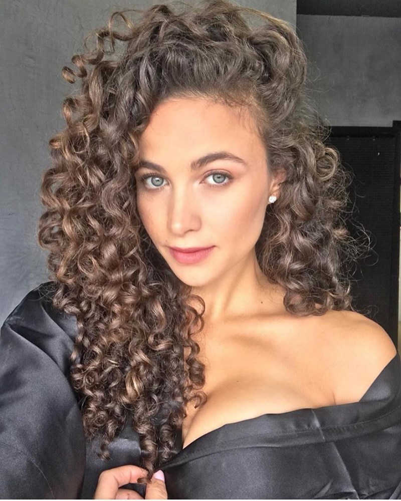 Top tips για να αποκτήσεις τις πιο όμορφες μπούκλες - εικόνα 1