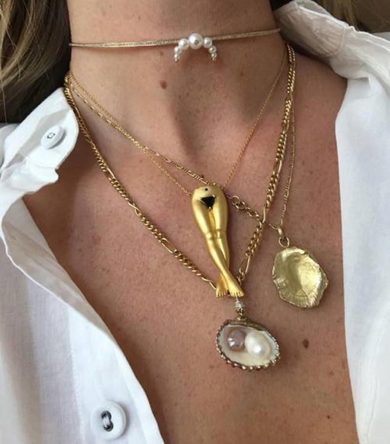 7 φρέσκοι τρόποι να φορέσεις τα κοσμήματα του καλοκαιριού - εικόνα 1