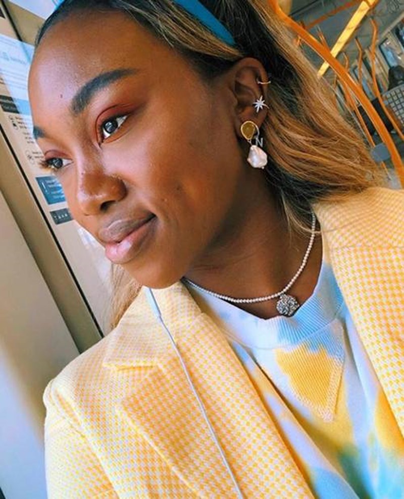 7 φρέσκοι τρόποι να φορέσεις τα κοσμήματα του καλοκαιριού - εικόνα 6