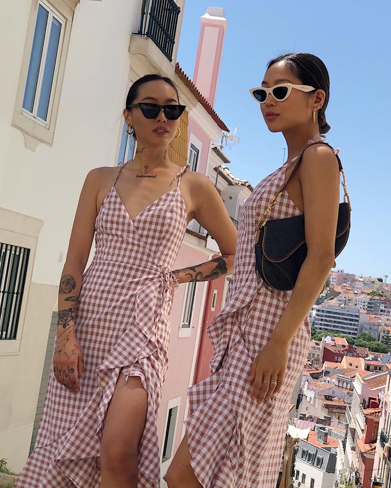 14 τρόποι να φορέσεις το άκρως καλοκαιρινό καρό φόρεμα - εικόνα 1