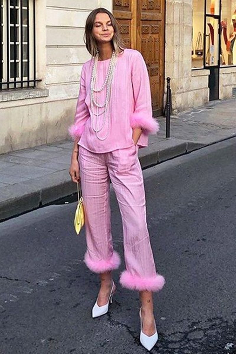Think Pink: 3 outfits με πρωταγωνιστή το ροζ ( + τα must have κομμάτια) - εικόνα 1