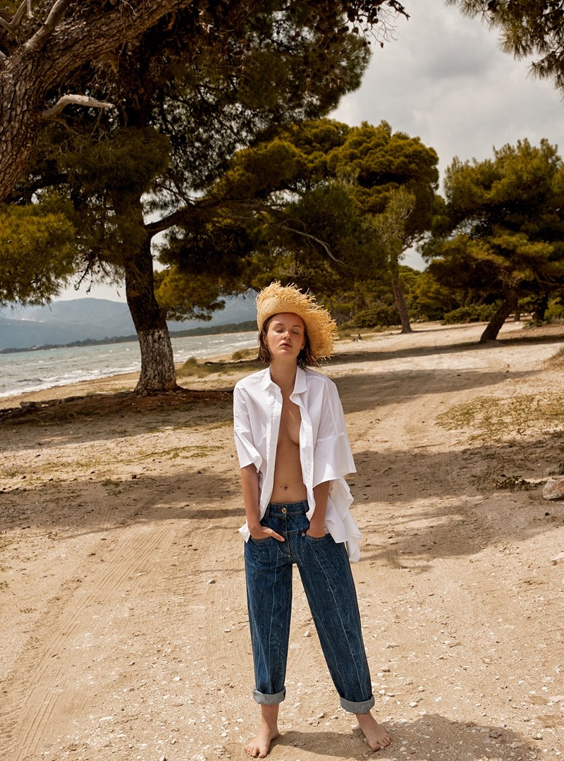 Η γοητεία της απλότητας σε 7 look - εικόνα 2