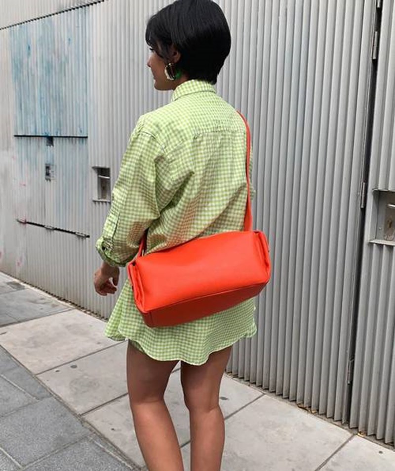 Βρήκαμε το print που φορούν όλα τα fashion girls (+10 κομμάτια που αγαπήσαμε) - εικόνα 6