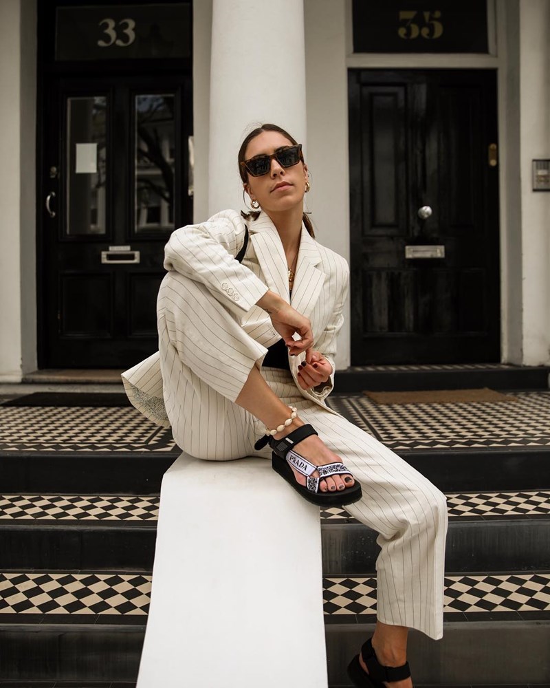 Τα απολύτως απαραίτητα: Τα κομμάτια που πρέπει να υπάρχουν οπωσδήποτε στη βαλίτσα των διακοπών - εικόνα 9