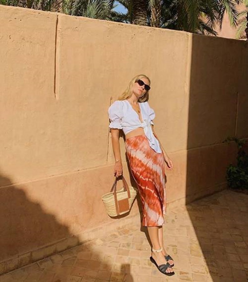 8 υπέροχες tie-dye φούστες για να υιοθετήσεις το trend σαν fashionista - εικόνα 1