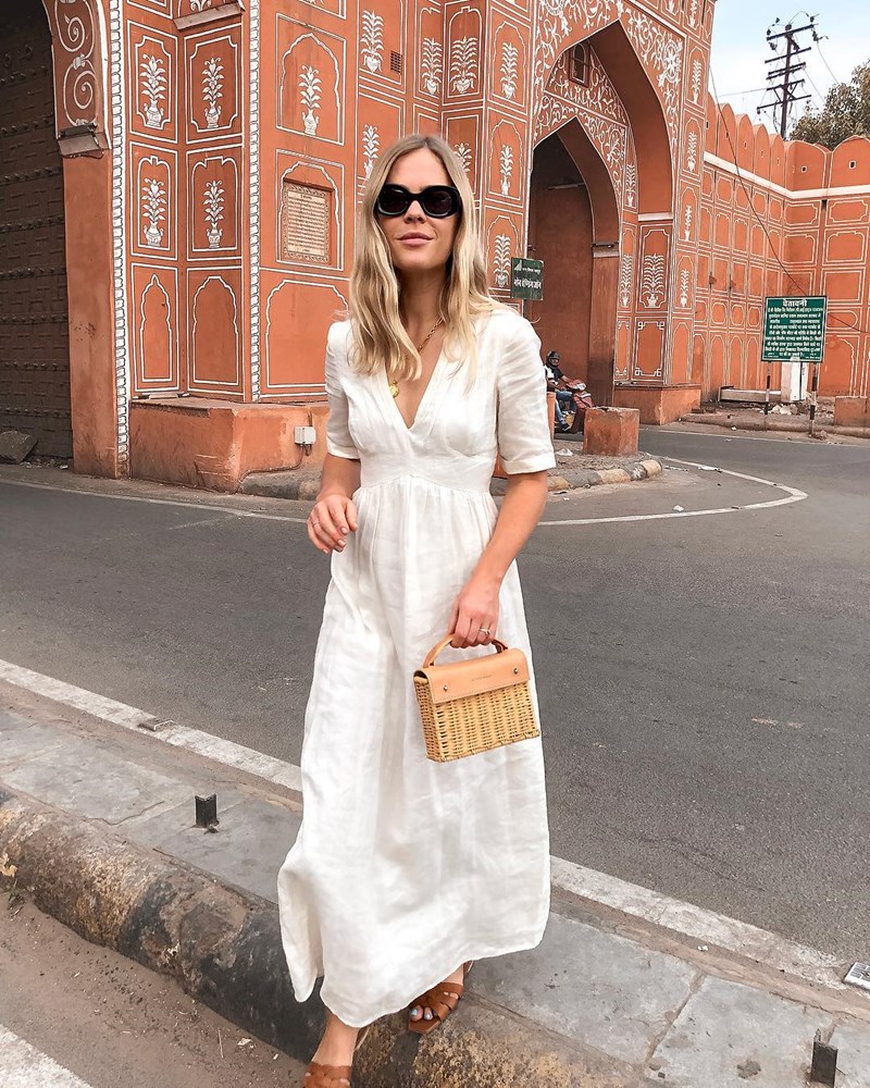 Τα απολύτως απαραίτητα: Τα κομμάτια που πρέπει να υπάρχουν οπωσδήποτε στη βαλίτσα των διακοπών - εικόνα 1