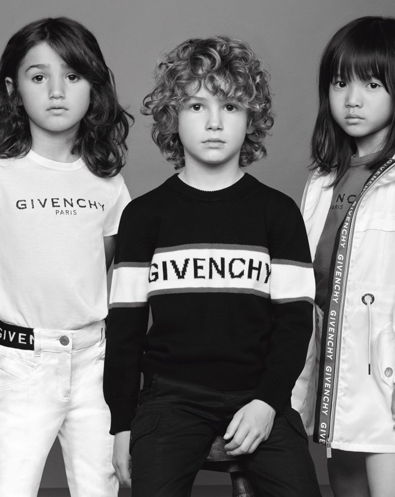 Οι μικροί πρίγκιπες της ζωής μας φορούν... Givenchy - εικόνα 1