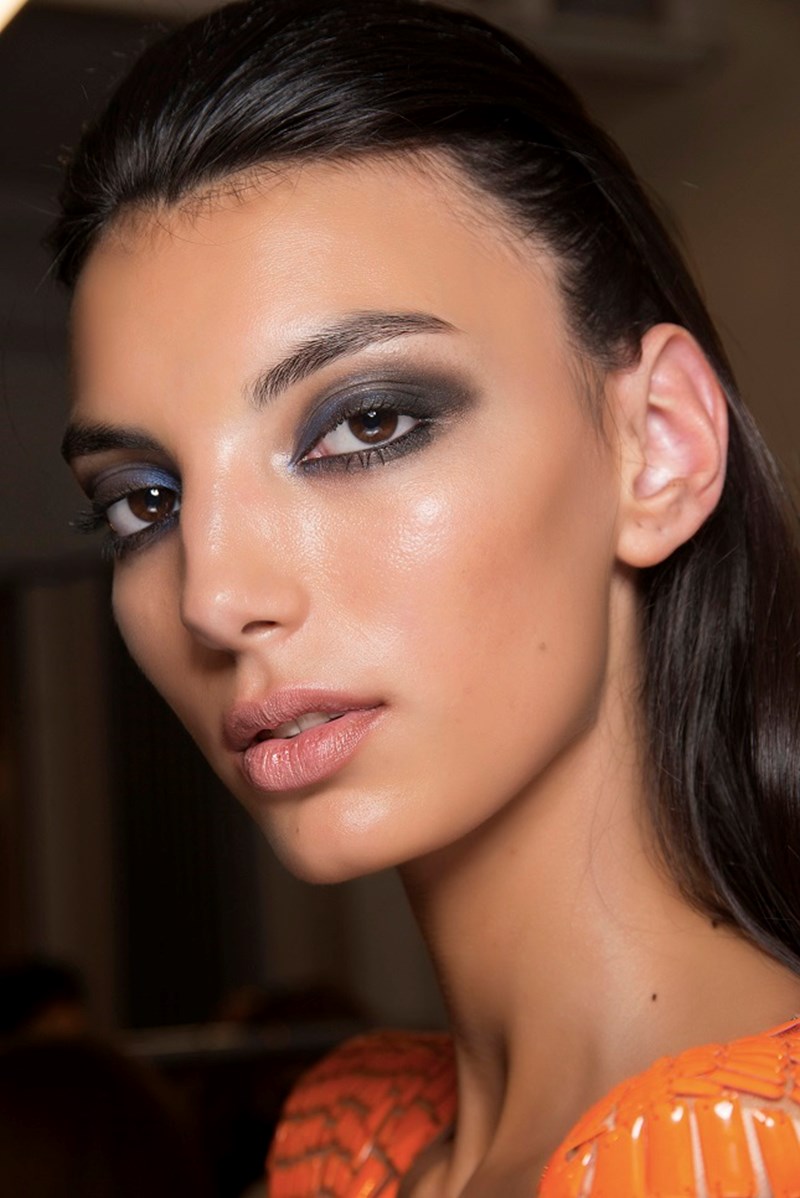 Τρεις νέοι τρόποι να φορέσεις τις μπλε αποχρώσεις στα μάτια - εικόνα 2