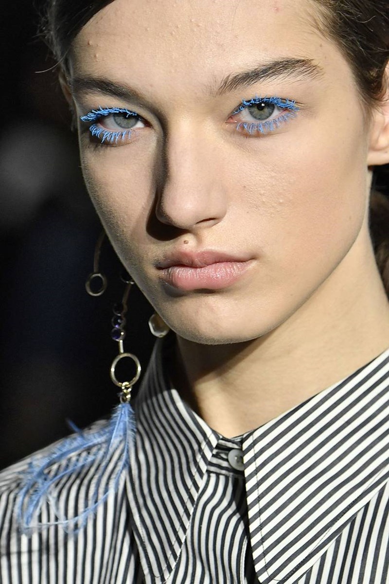 3 funky τρόποι να βάλεις χρώμα στα beauty looks σου - εικόνα 1