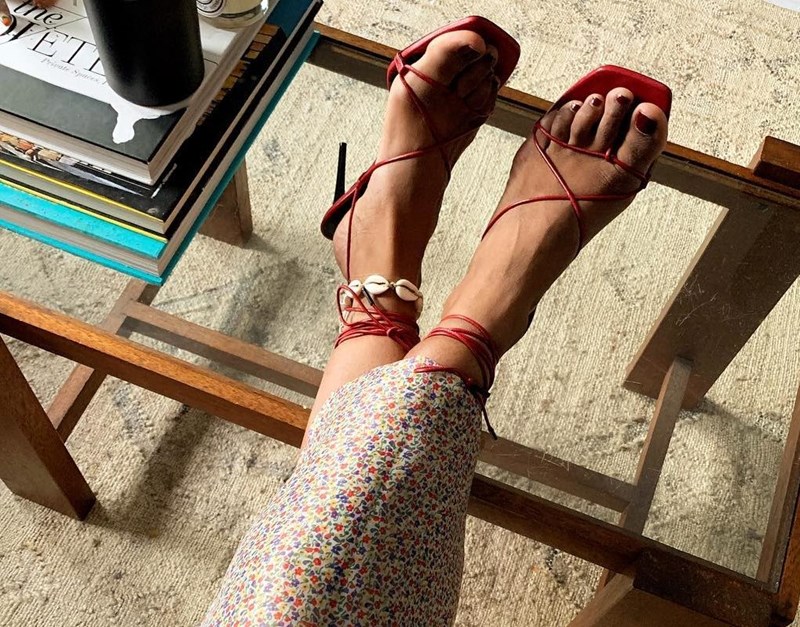 Είσαι shoe addict; Τα οικονομικά κομμάτια που θέλουμε τώρα - εικόνα 1