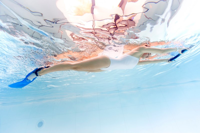 50 ασκήσεις στην πισίνα - εικόνα 1