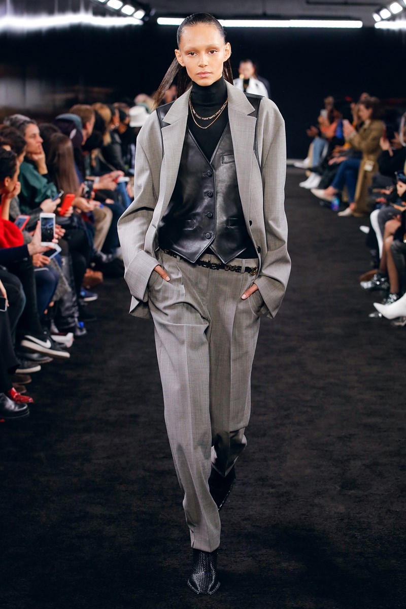 Power Girls: Γιατί τα κοστούμια έγιναν ξαφνικά τόσο hot; - εικόνα 3