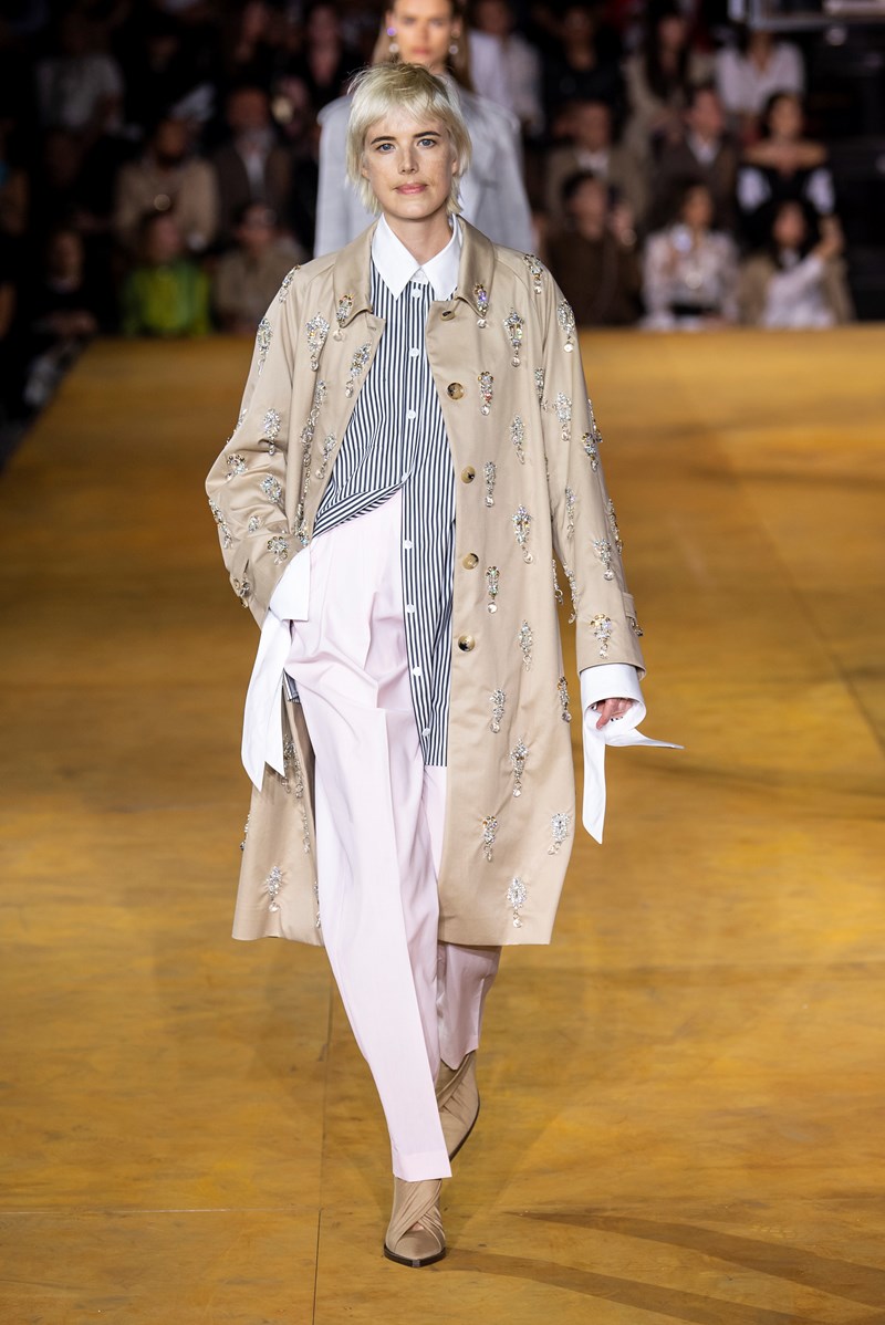 5 λόγοι που αγαπήσαμε το show του οίκου Burberry - εικόνα 5