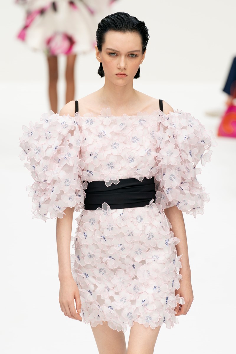 Η Carolina Herrera έκανε τη Νέα Υόρκη να μυρίσει άνοιξη - εικόνα 2