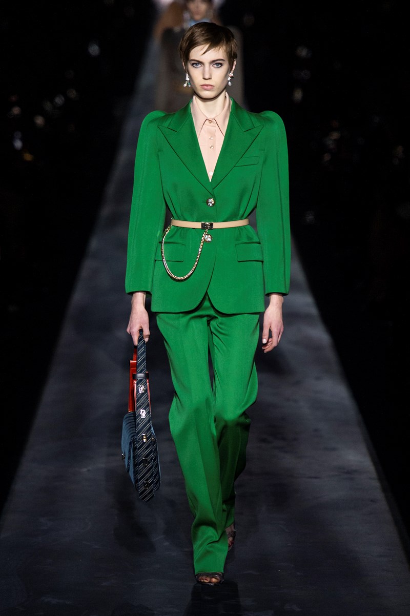 Power Girls: Γιατί τα κοστούμια έγιναν ξαφνικά τόσο hot; - εικόνα 2