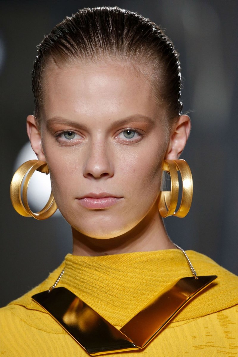 5 ανοιξιάτικα jewelry trends που θα δοκιμάσουμε από τώρα - εικόνα 1