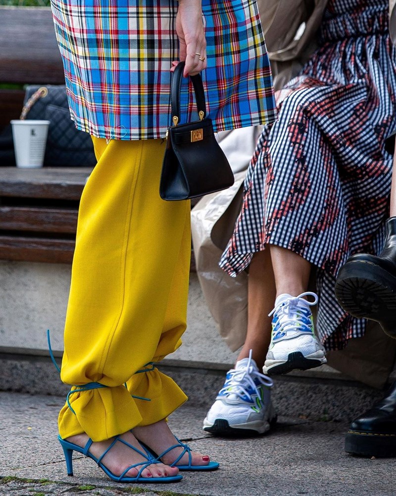 Pop of Colour: Αυτά είναι τα πιο hot χρώματα της μόδας - εικόνα 12