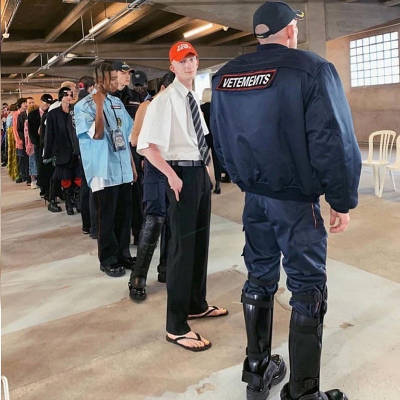 O Demna Gvasalia αποχωρεί από τον οίκο Vetements - εικόνα 1