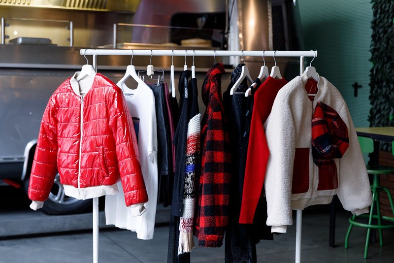 Οι συντάκτριες του ELLE.gr στο πιο ροζ πάρτι της πόλης - εικόνα 4