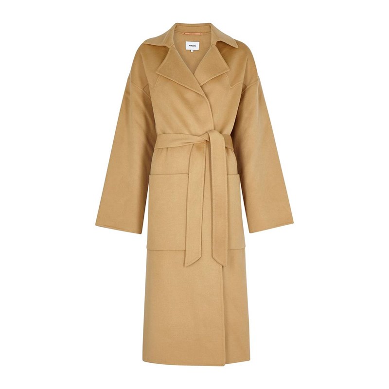 4 coat trends που φοράνε τώρα οι πιο στιλάτες γυναίκες του κόσμου (γιατί όχι και εσύ;) - εικόνα 5